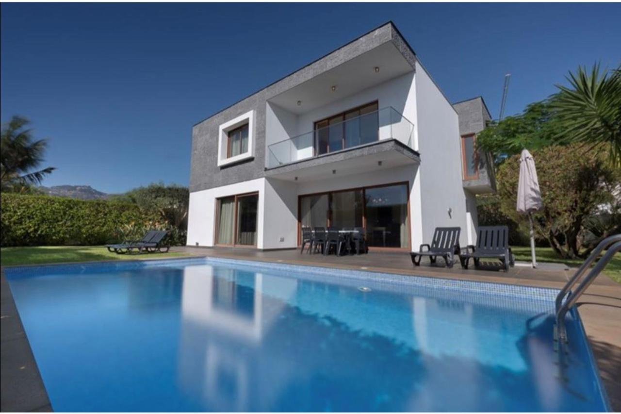 פונשל Villa Victoria With Private Heated Pool מראה חיצוני תמונה