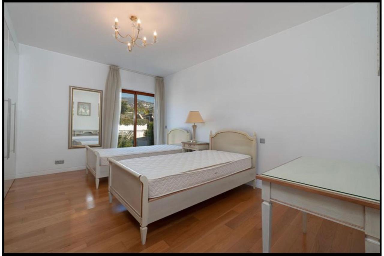 פונשל Villa Victoria With Private Heated Pool מראה חיצוני תמונה